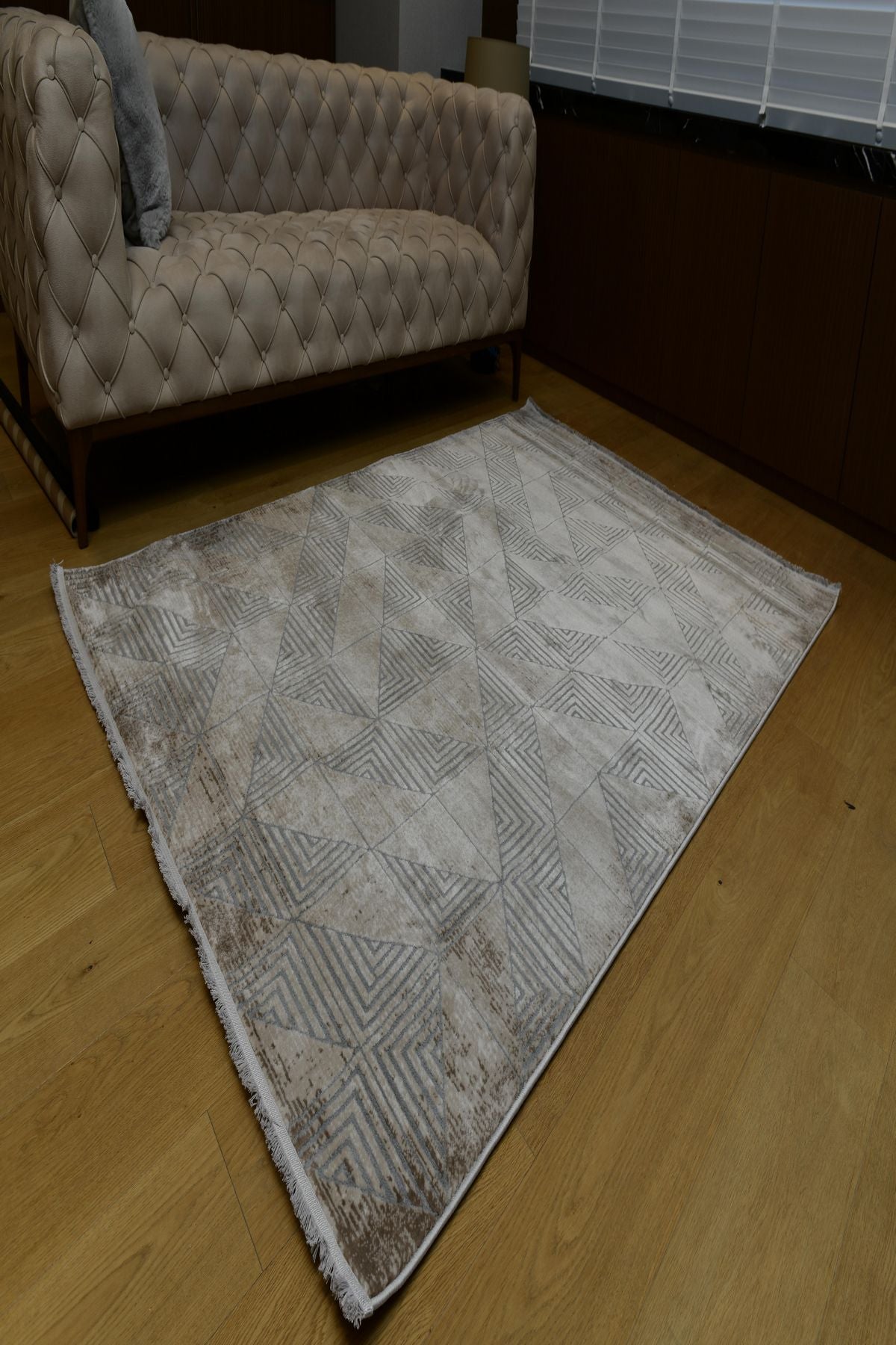 Upgrade Your Home Aesthetics with Carisma Rugs, Where Style Meets Affordability