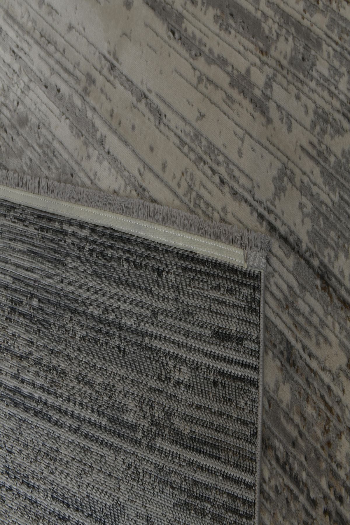 Upgrade Your Home Aesthetics with Carisma Rugs, Where Style Meets Affordability