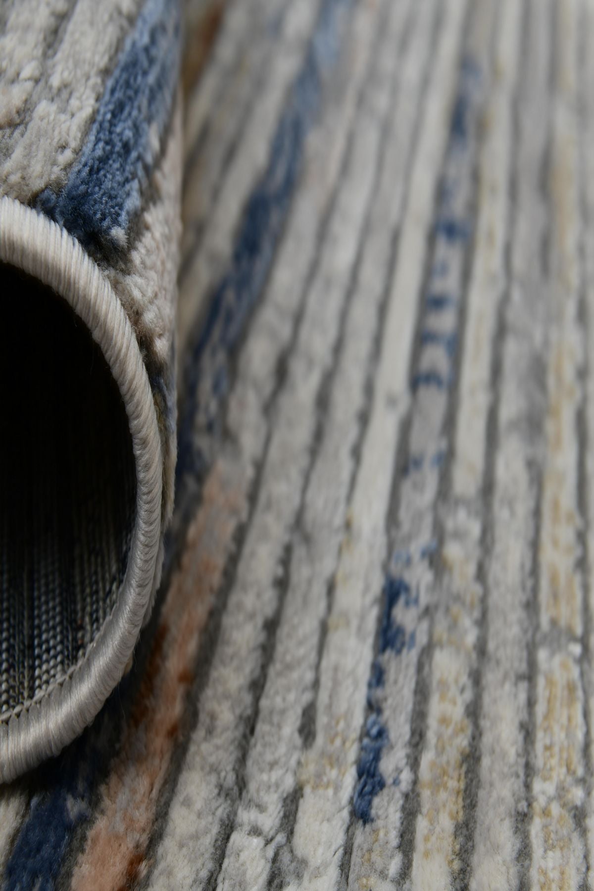 UPGRADE YOUR HOME AESTHETICS WITH CARISMA RUGS, WHERE STYLE MEETS AFFORDABILITY