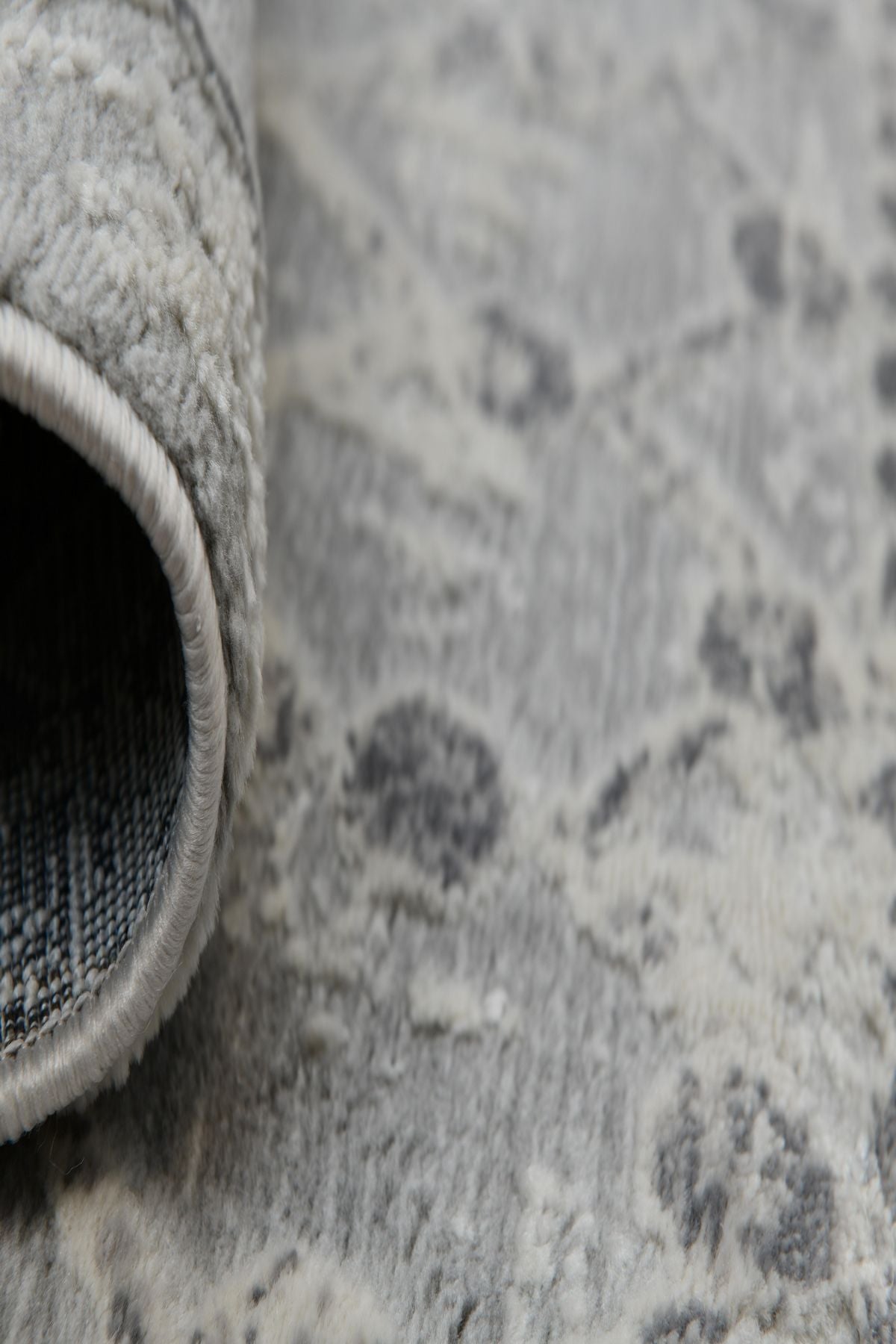 Upgrade Your Home Aesthetics with Carisma Rugs, Where Style Meets Affordability