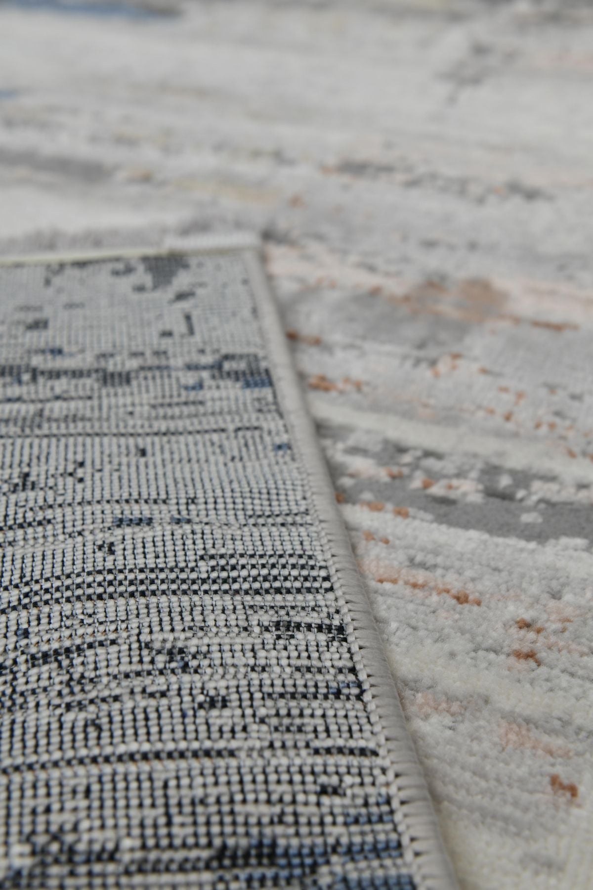 UPGRADE YOUR HOME AESTHETICS WITH CARISMA RUGS, WHERE STYLE MEETS AFFORDABILITY
