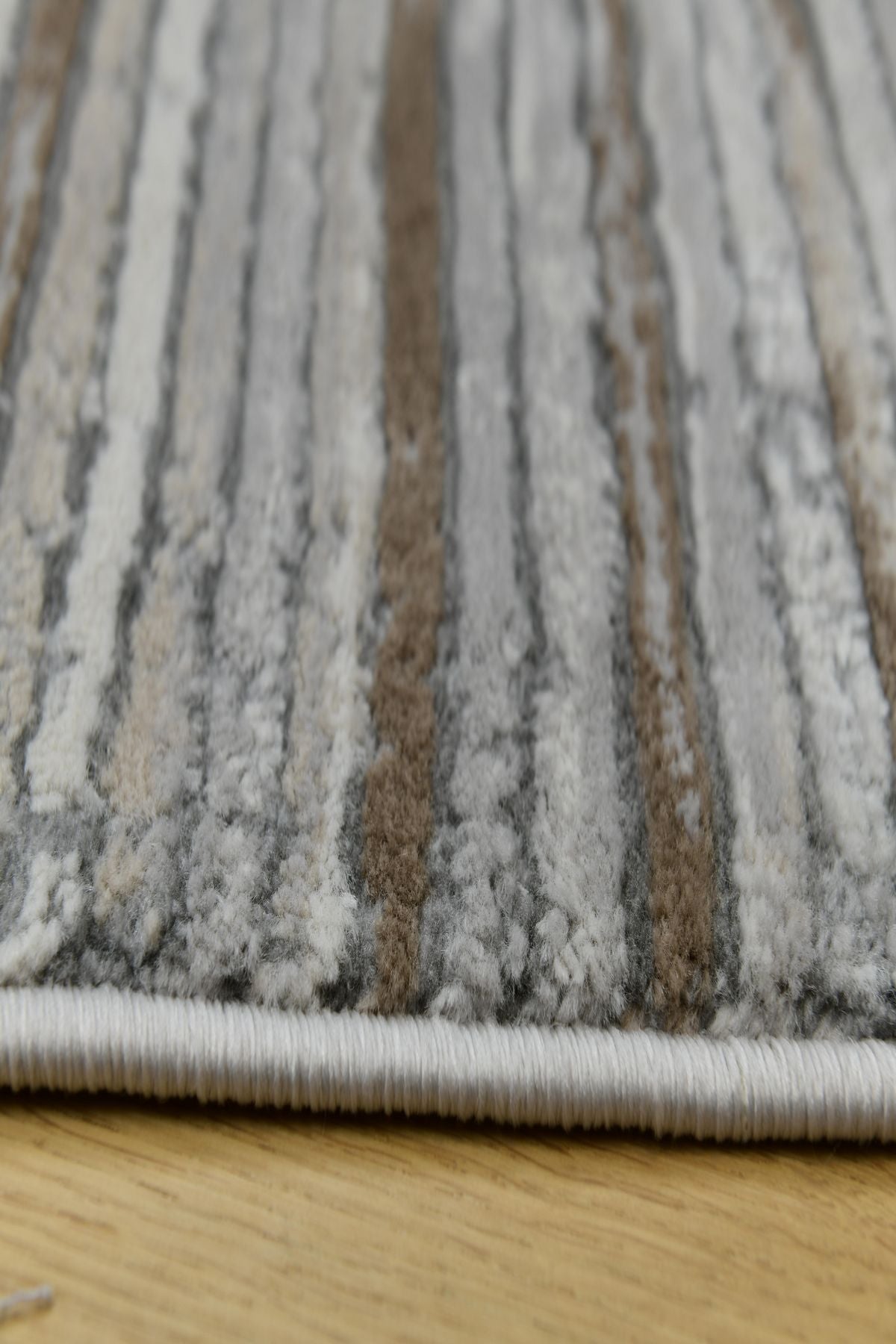 UPGRADE YOUR HOME AESTHETICS WITH CARISMA RUGS, WHERE STYLE MEETS AFFORDABILITY
