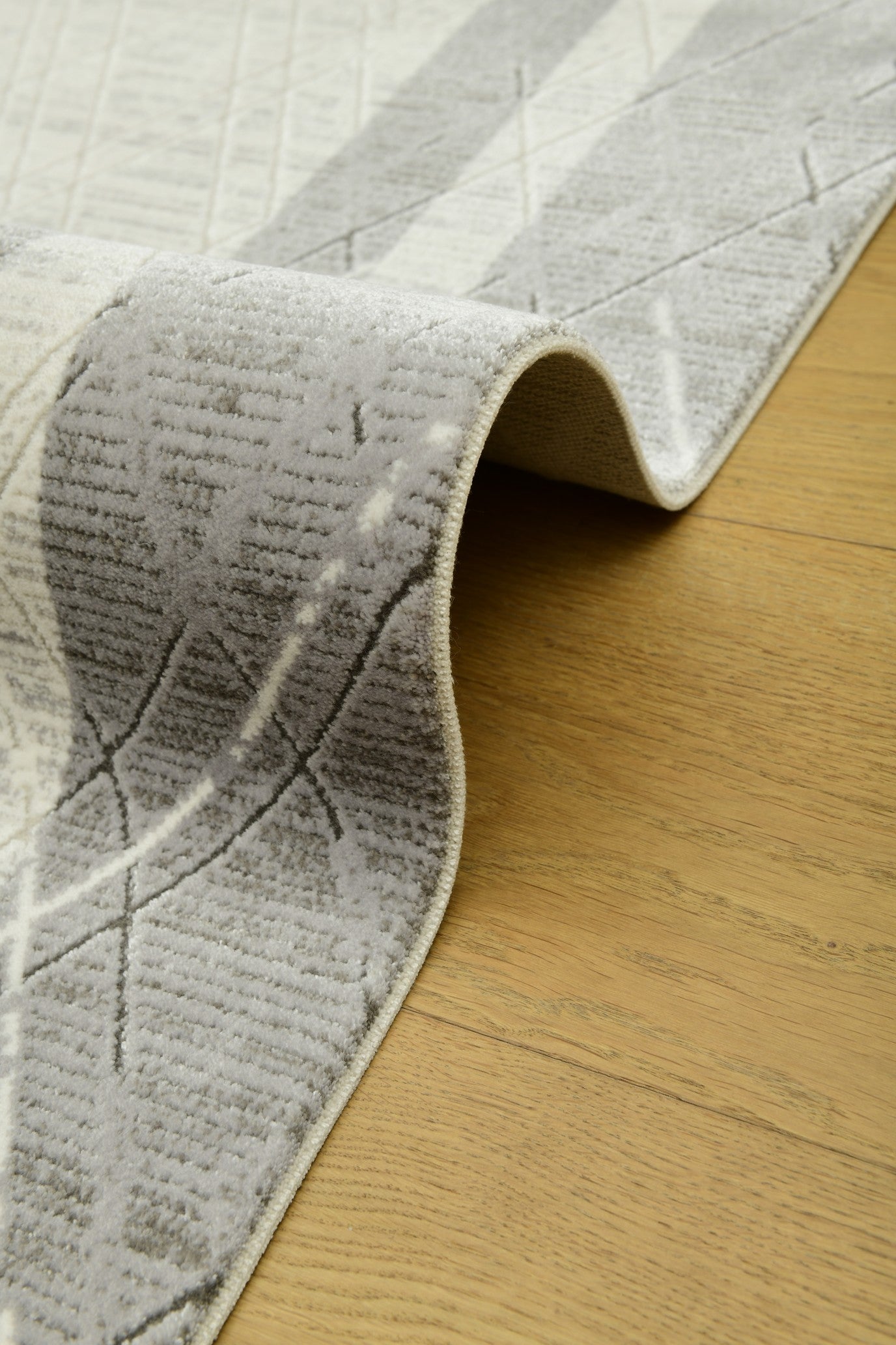 Modernizing the Classic: Turkish Galatas Soft Acrylic Rugs Redefine Tradition with a Contemporary Flair