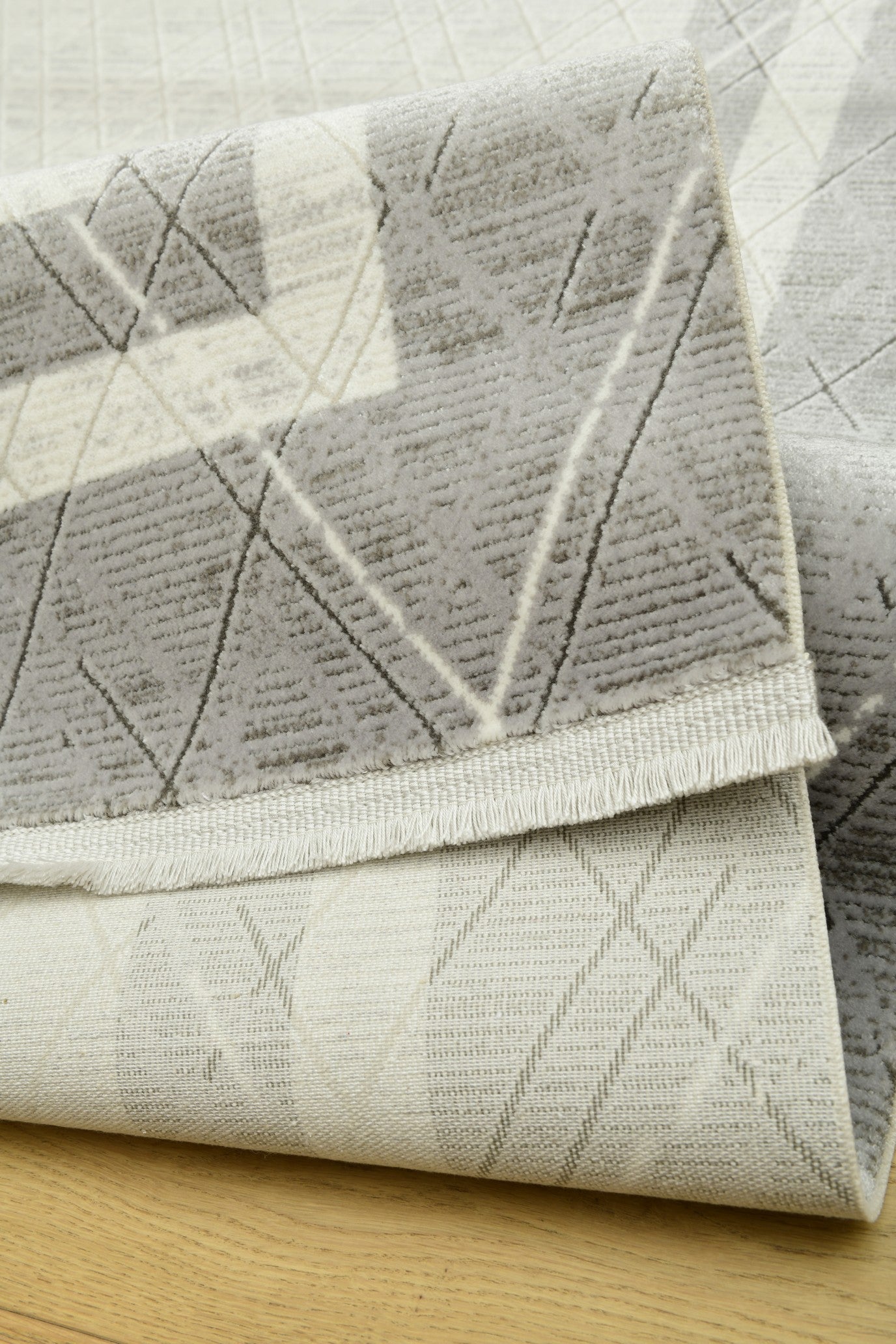 Modernizing the Classic: Turkish Galatas Soft Acrylic Rugs Redefine Tradition with a Contemporary Flair