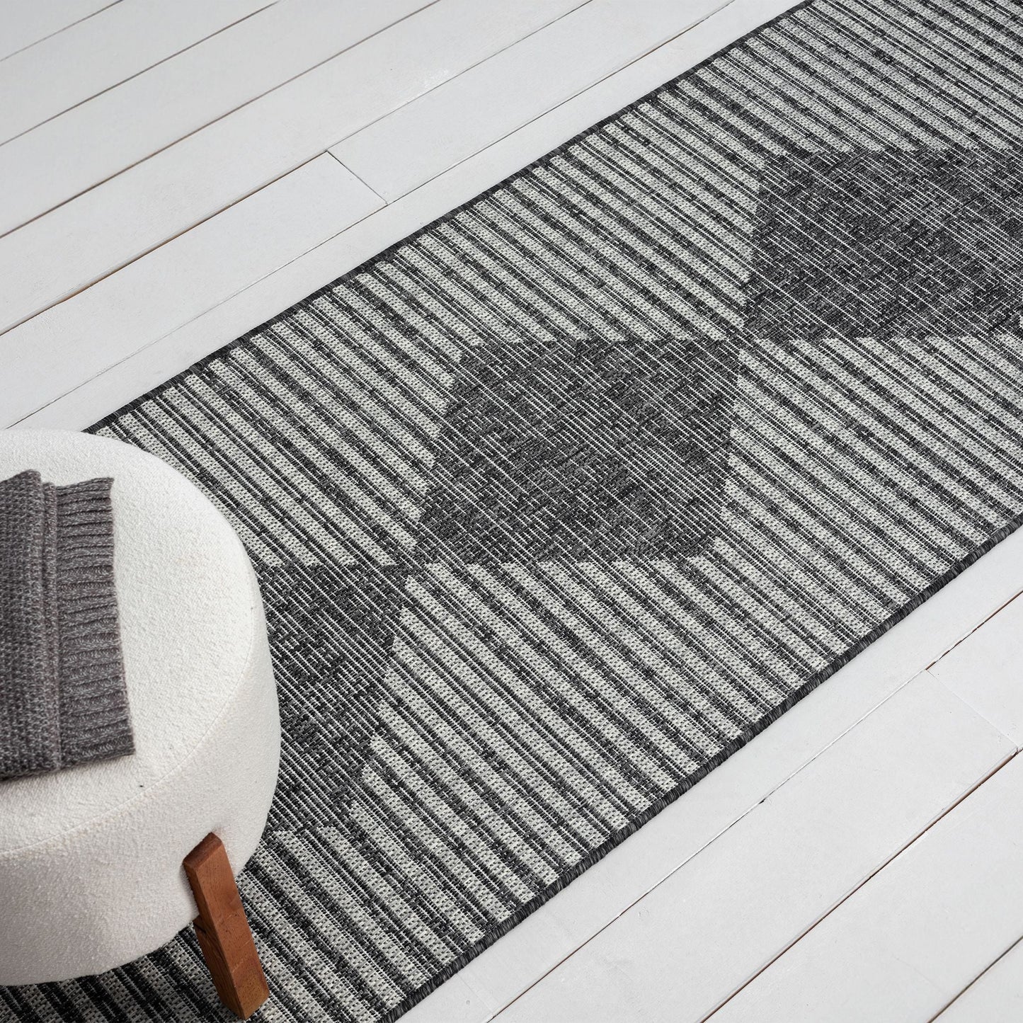 Patio In/Out door 425 Ebony Runner