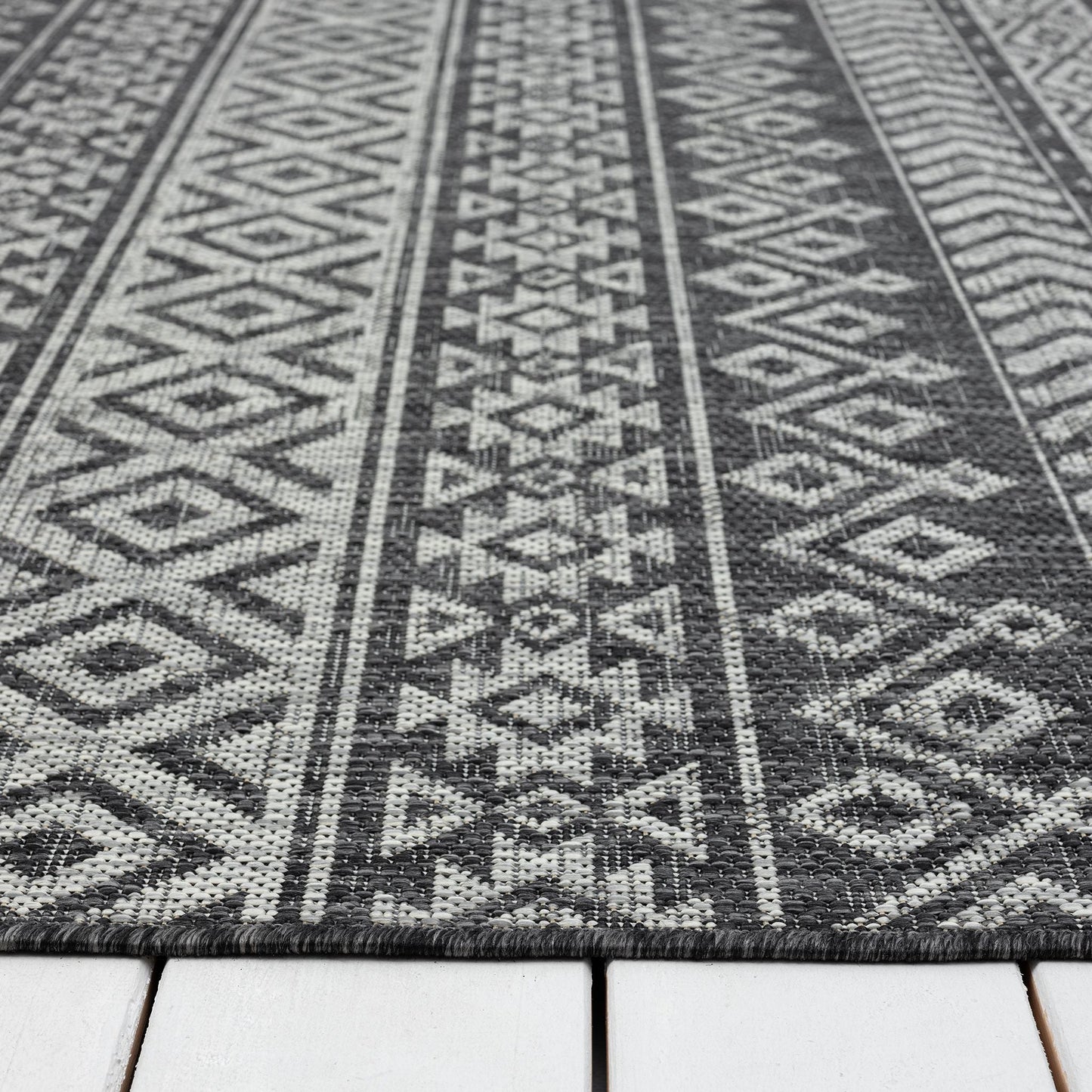 Patio In/Out door 421 Charcoal Runner
