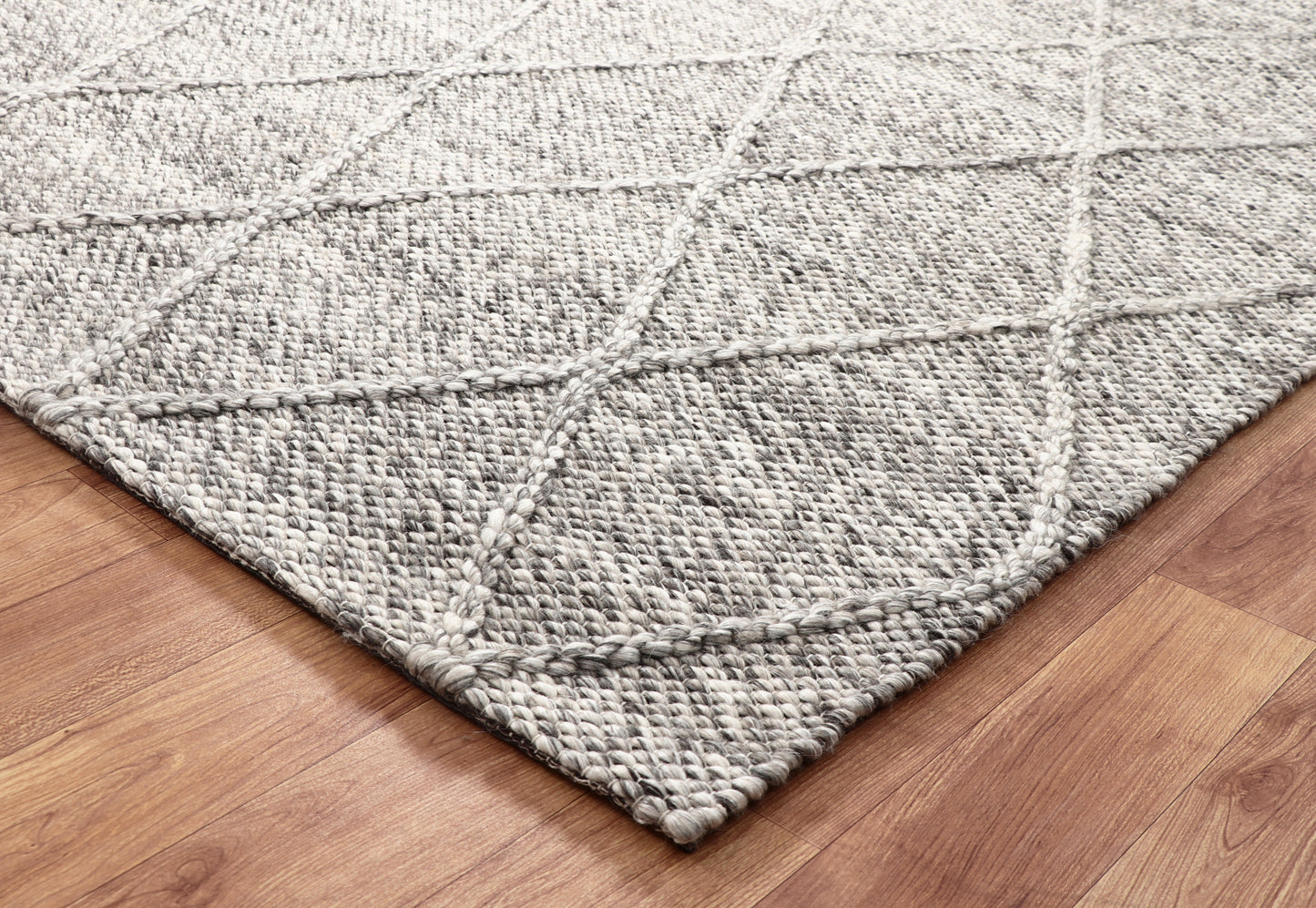 Beni Coast Diamond Braided premium quality wool rugs