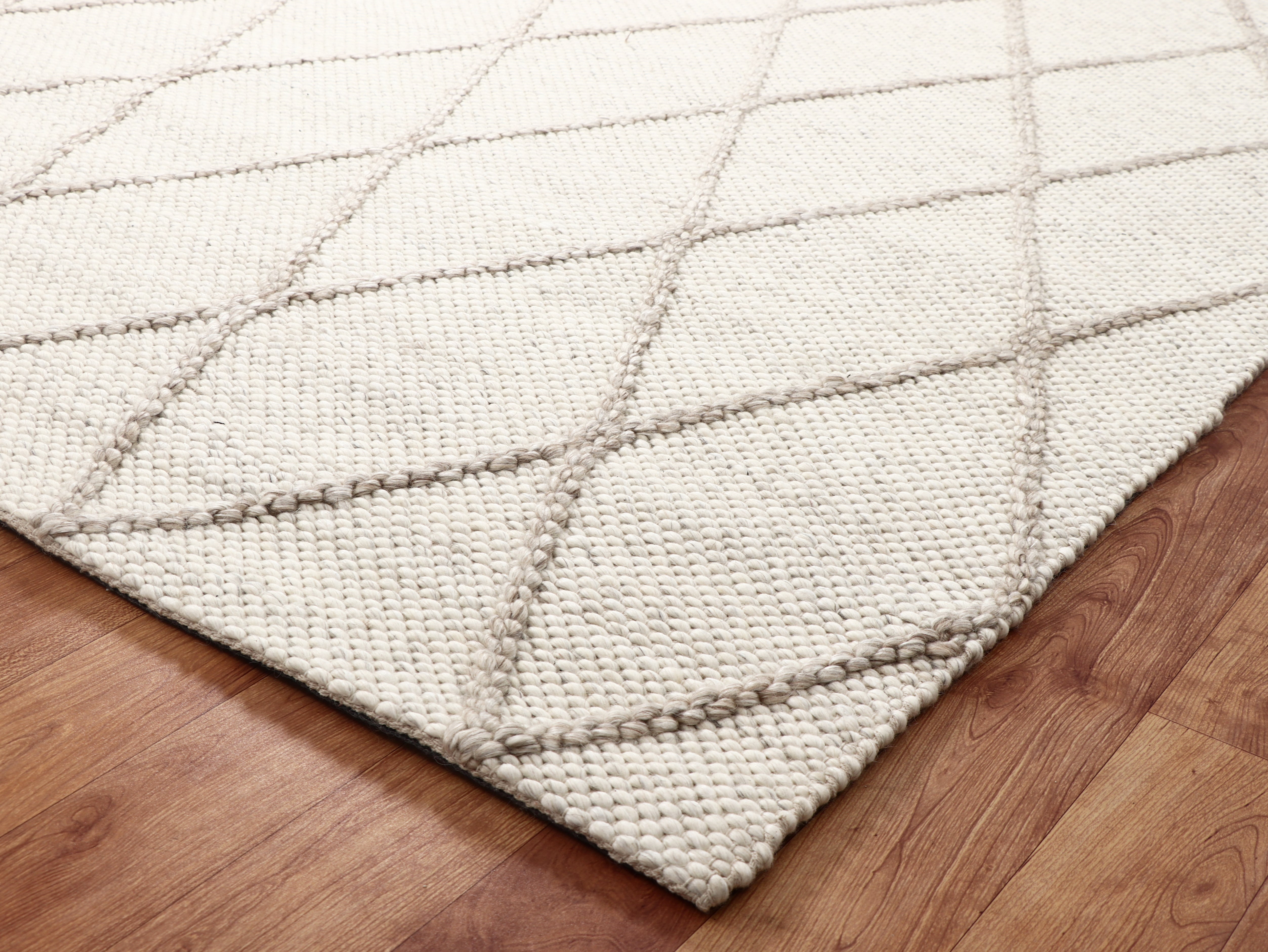 Beni Coast Diamond Braided premium quality wool rugs