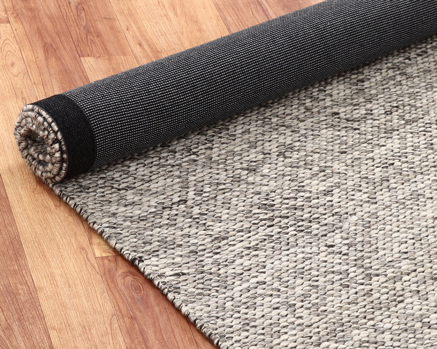 Swag Woolen Braided premium quality NZ Wool rugs blended with Viscose