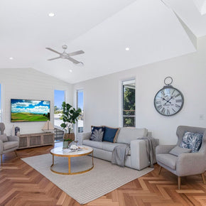 Herringbone Blackbutt - Blackbutt-Fiddleback-Herringbone-Parquetry-2-1200x900