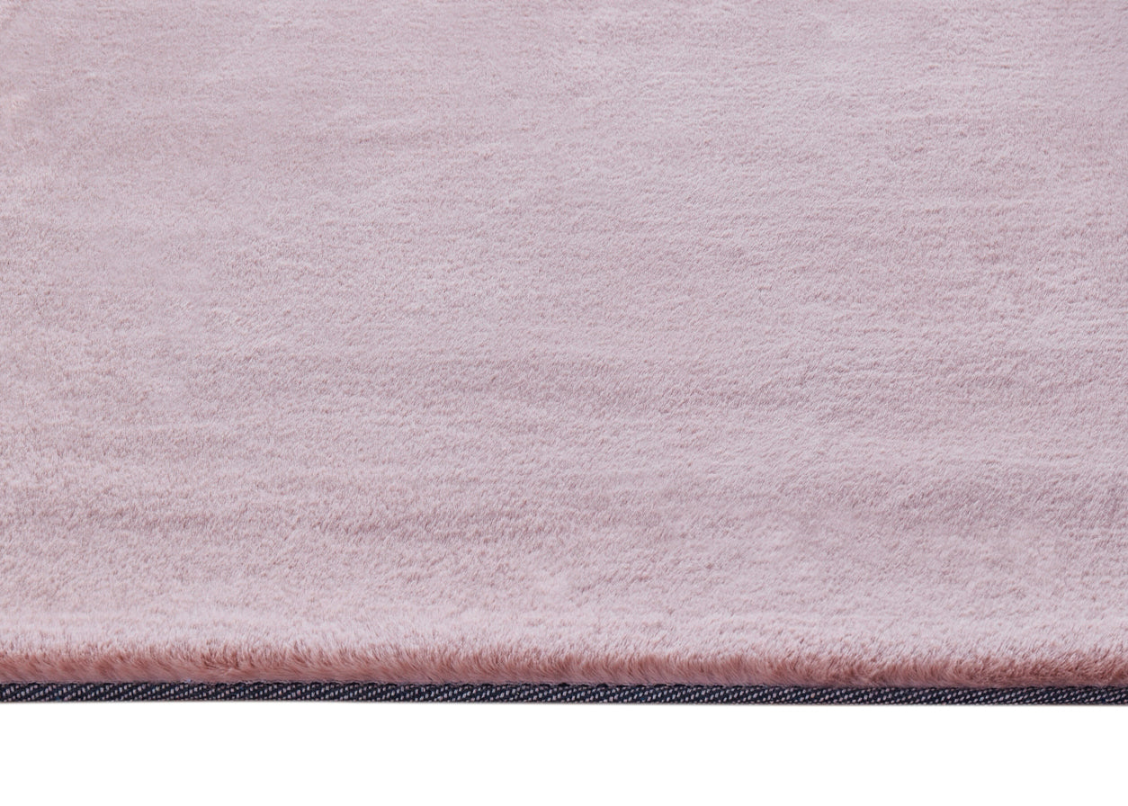 Dusty Pink Pony Super Soft Shaggy low Pile Shaggy Rug