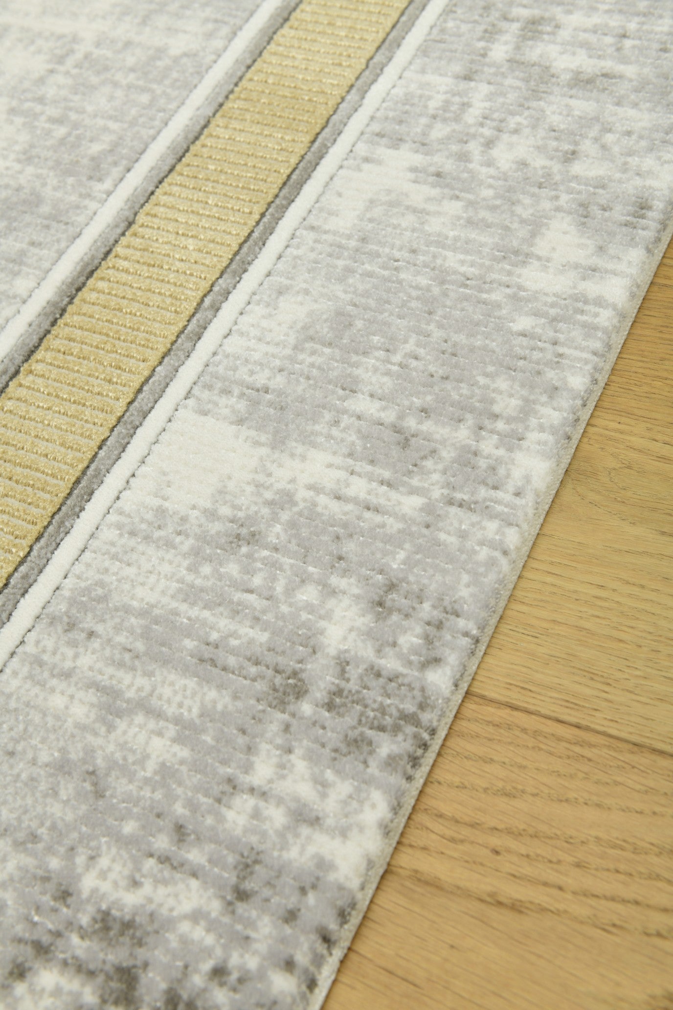 Modernizing the Classic: Turkish Galatas Soft Acrylic Rugs Redefine Tradition with a Contemporary Flair