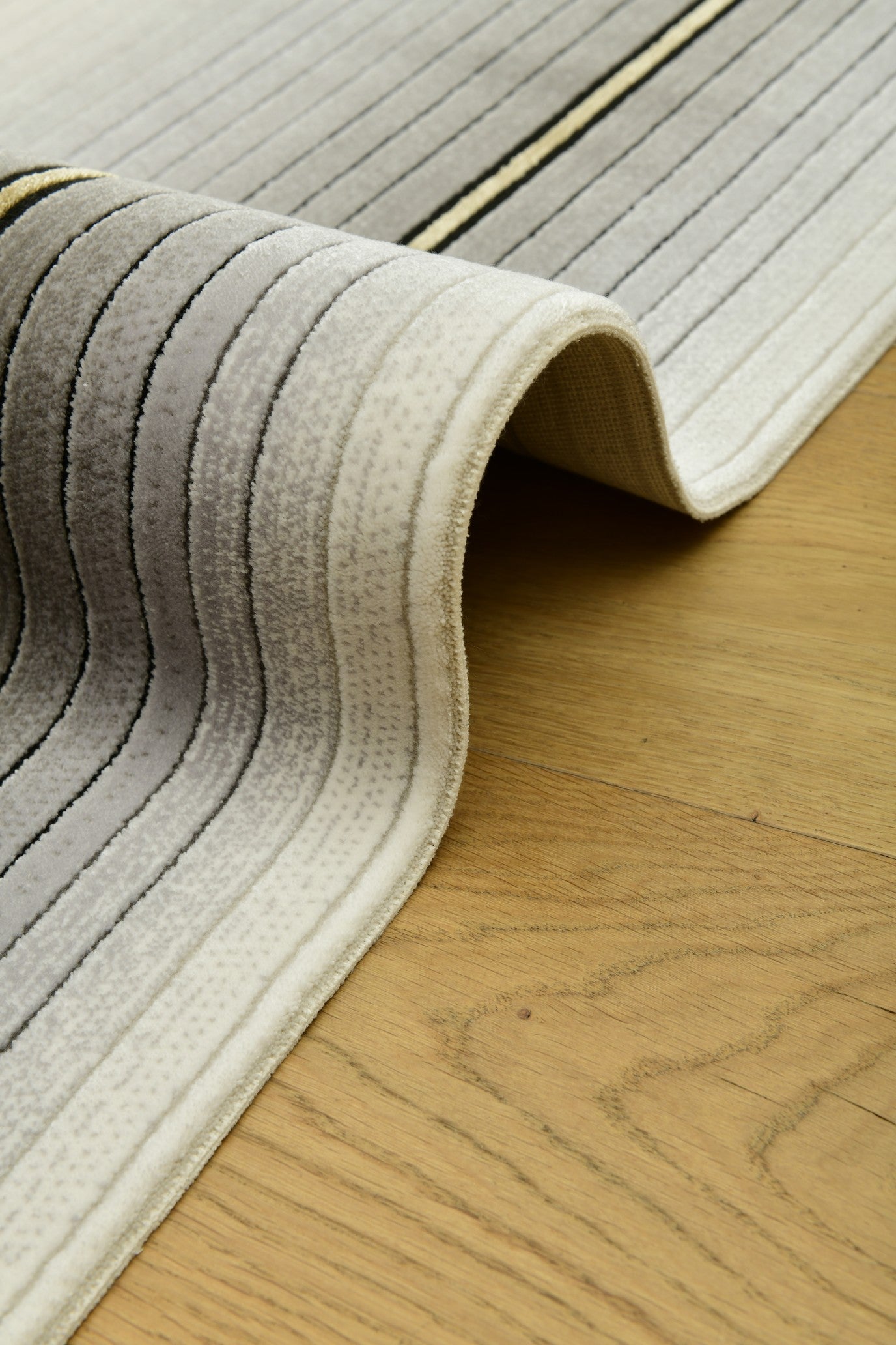 Modernizing the Classic: Turkish Galatas Soft Acrylic Rugs Redefine Tradition with a Contemporary Flair